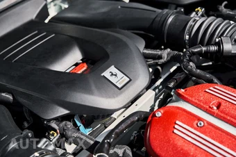 2025 Ferrari 12Cilindri Coupe - miniatura 16