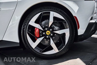 2025 Ferrari 12Cilindri Coupe - miniatura 19
