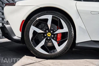 2025 Ferrari 12Cilindri Coupe - miniatura 20