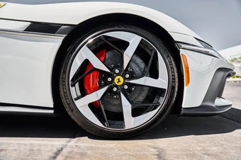 2025 Ferrari 12Cilindri Coupe - miniatura 21