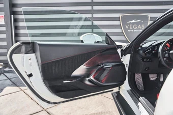 2025 Ferrari 12Cilindri Coupe - miniatura 30