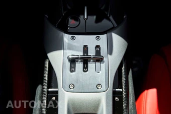 2025 Ferrari 12Cilindri Coupe - miniatura 61