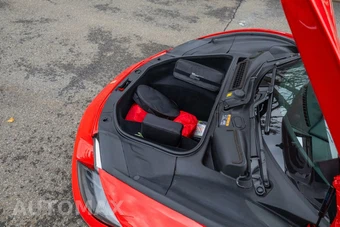 2025 Ferrari 296 GTB - miniatura 56
