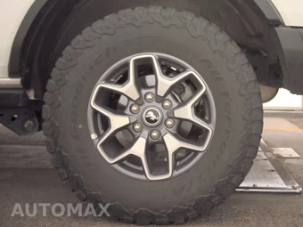 2025 Ford Bronco Badlands Advanced - miniatura 12