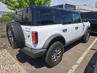 2025 Ford Bronco Badlands Advanced - miniatura 3