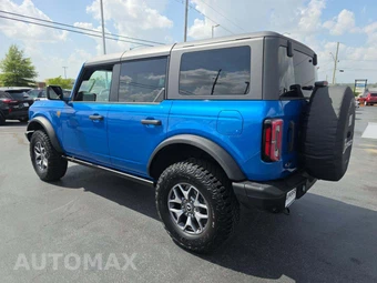 2025 Ford Bronco Badlands Advanced - miniatura 2