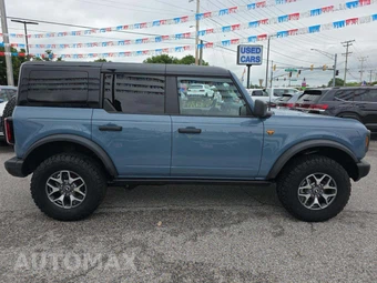 2025 Ford Bronco Badlands Advanced - miniatura 4