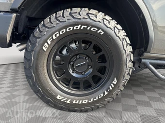 2025 Ford Bronco Base - miniatura 7
