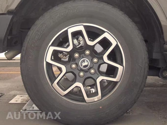 2025 Ford Bronco Outer Banks - miniatura 11