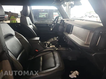 2025 Ford Bronco Outer Banks - miniatura 14