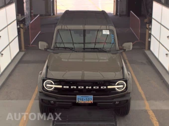2025 Ford Bronco Outer Banks - miniatura 2