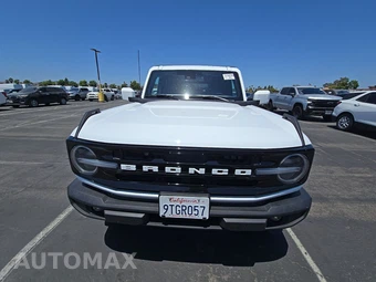 2025 Ford Bronco Outer Banks - miniatura 2