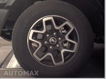 2025 Ford Bronco Outer Banks - miniatura 9