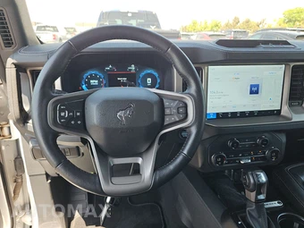 2025 Ford Bronco Outer Banks - miniatura 10
