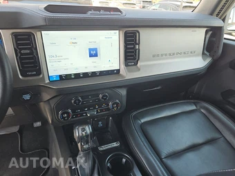 2025 Ford Bronco Outer Banks - miniatura 11