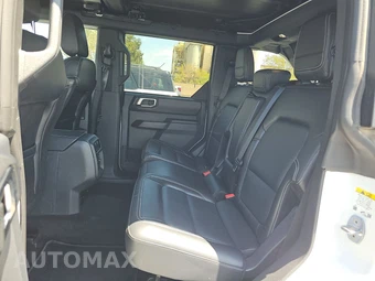 2025 Ford Bronco Outer Banks - miniatura 13