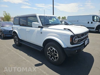 2025 Ford Bronco Outer Banks - miniatura 3