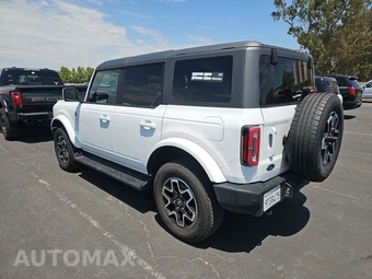 2025 Ford Bronco Outer Banks - miniatura 6