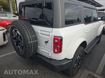 2025 Ford Bronco Outer Banks - miniatura 4