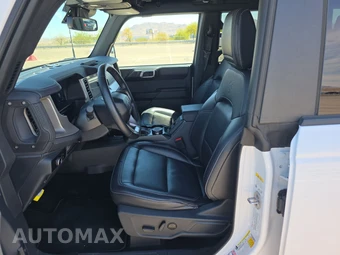 2025 Ford Bronco Outer Banks - miniatura 13