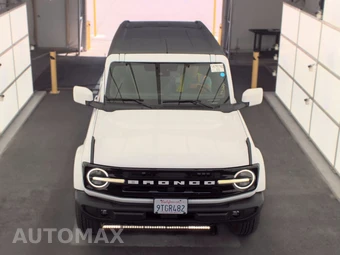 2025 Ford Bronco Outer Banks - miniatura 2
