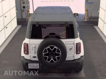 2025 Ford Bronco Outer Banks - miniatura 6