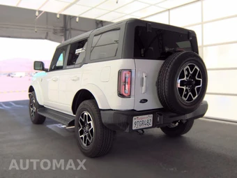 2025 Ford Bronco Outer Banks - miniatura 8