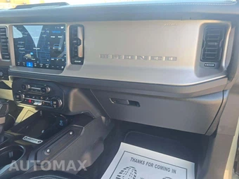 2025 Ford Bronco Outer Banks - miniatura 19