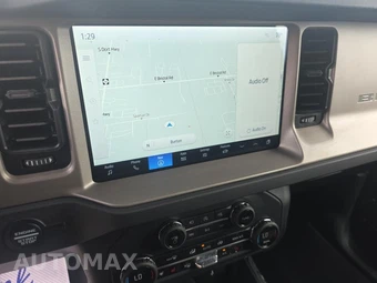 2025 Ford Bronco Outer Banks - miniatura 17