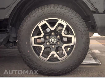 2025 Ford Bronco Outer Banks - miniatura 12