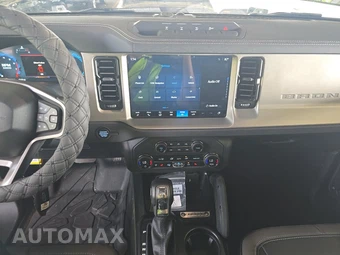 2025 Ford Bronco Outer Banks - miniatura 11