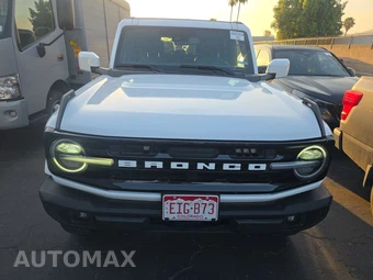 2025 Ford Bronco Outer Banks - miniatura 2