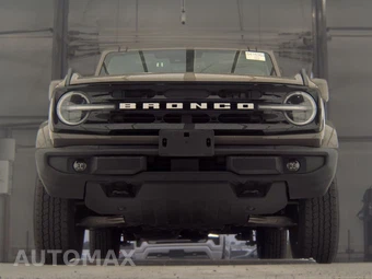 2025 Ford Bronco Outer Banks - miniatura 3