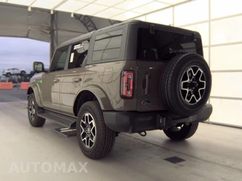 2025 Ford Bronco Outer Banks - miniatura 8
