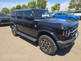 2025 Ford Bronco Outer Banks - miniatura 3