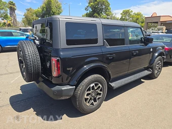 2025 Ford Bronco Outer Banks - miniatura 4
