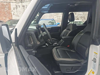 2025 Ford Bronco Outer Banks - miniatura 6
