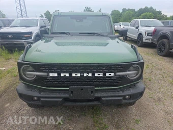 2025 Ford Bronco Outer Banks - miniatura 2