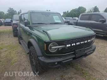 2025 Ford Bronco Outer Banks - miniatura 3