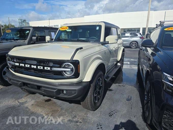 2025 Ford Bronco Outer Banks