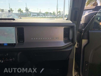 2025 Ford Bronco Outer Banks - miniatura 19