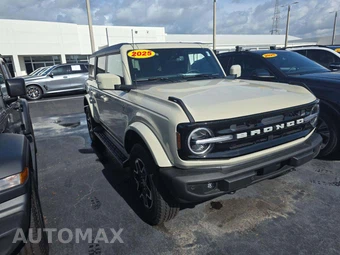 2025 Ford Bronco Outer Banks - miniatura 4