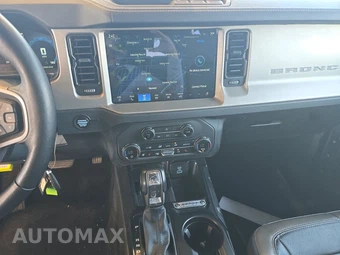 2025 Ford Bronco Outer Banks - miniatura 11