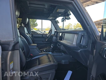 2025 Ford Bronco Outer Banks - miniatura 8