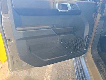 2025 Ford Bronco Outer Banks - miniatura 9
