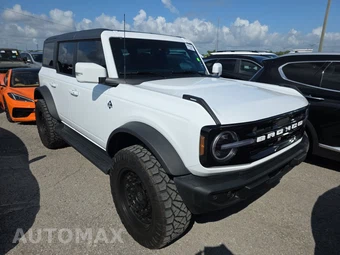 2025 Ford Bronco Outer Banks - miniatura 3