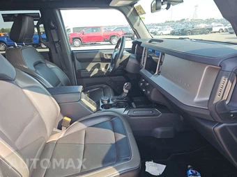 2025 Ford Bronco Outer Banks - miniatura 14