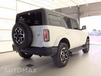 2025 Ford Bronco Outer Banks - miniatura 5