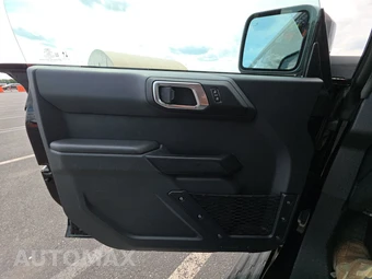2025 Ford Bronco Outer Banks - miniatura 15