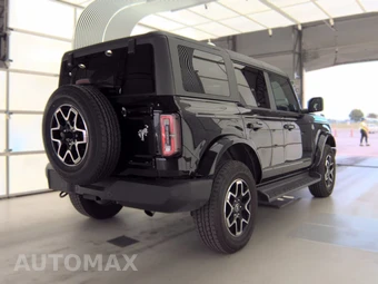 2025 Ford Bronco Outer Banks - miniatura 5
